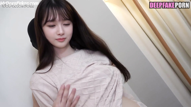 Young beauty wants to make her sex life more diverse 설윤 엔믹스 Sullyoon A.I.