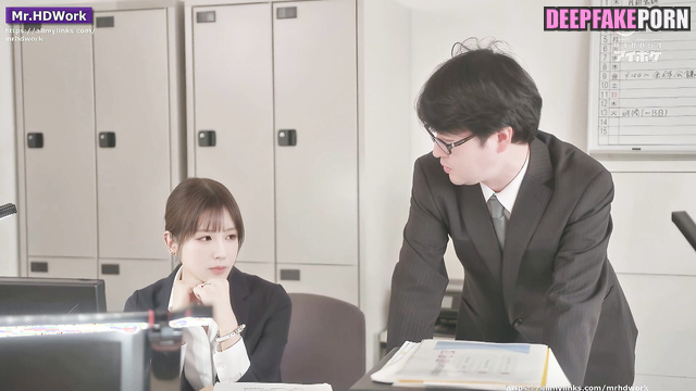 Colleague invited Miyeon to his home to help with a project 조미연 여자 아이들 ai