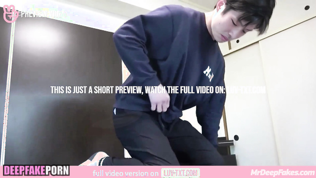 This boy loves undressing for you / Jaehyun NCT face swap 재현 딥 러닝 프로그램