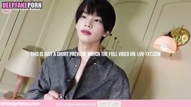 Handsome teen undressing for you right now / Shinyu (신유 투어스) real fake