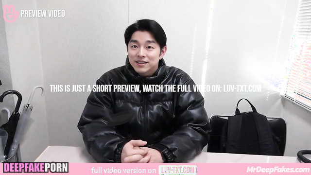 Boyfriend gave him cute bouquet, it was so unexpected 공유 딥페이크 Gong Yoo ai