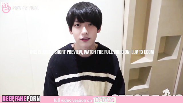 Sexy teen Soobin トゥモロー アダルト wants to lose anal virginity this night, ai