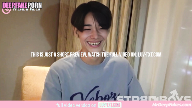 Random gay teasing his penis エンハイフン インターネットの有名人 Ni-ki gay deepfake video