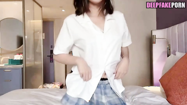 She made a hot video for you, Chaewon smart face change アイズワン ディープフェイク