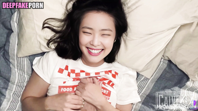 He doing something dirty at the bottom of her belly, ai Jennie 제니 블랙핑크