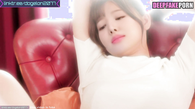 トゥワイス フェイクポルノ Nayeon having fun after breaking up with boyfriend, A.I.