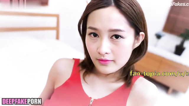 Naughty Li Qin lets her feet to be licked // uncensored fake porn 李沁 假色情片 舔脚