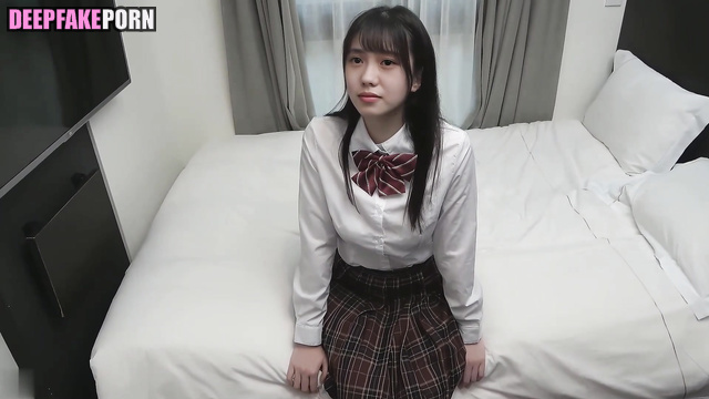 Schoolgirl was able to relax during first sex, fake Tiffany Tang 唐嫣 换脸 [PREMIUM]