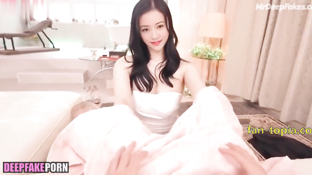 Cute dick rider Han Xue pleased a man - deepfake chinese porn // 中国人 智能換臉 A片 韩雪 性别