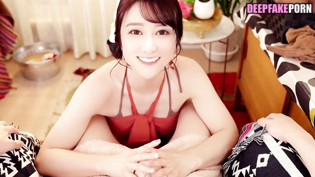 篠崎 泫 Hsiaochi Hsyan 智能換臉/deepfake shows sincere orgasming emotions