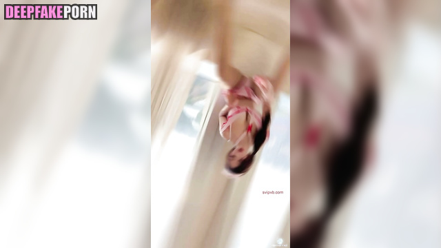 Sexy nurse Yang Mi 杨幂 eats banana in very sexy way deepfake/智能換臉 [PREMIUM]