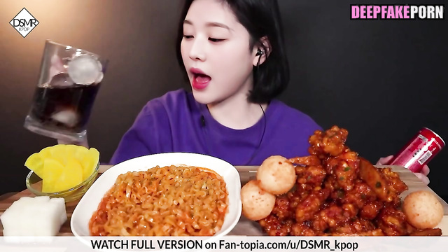 Wonyoung 장원영 eats in ASMR deepfake and looks sexy (아이브 IVE) 딥페이크