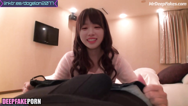 채원 Chaewon POV deepfake sexy showing 딥페이크 how she can suck 아이즈원/IZ*ONE | IZONE