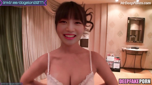 Rei/레이 makes bath treatments deepfake very naughty IVE (아이브) 딥페이크